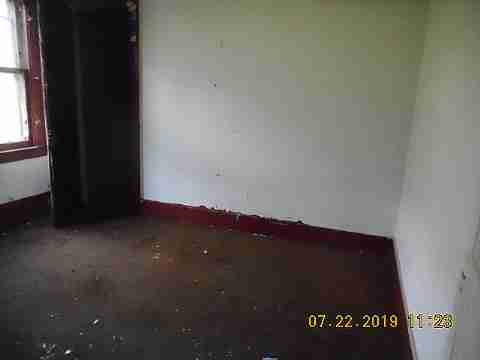 11375 Belleterre (20)_m.jpg